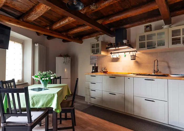 Il Vicolo Agli Orti - Centro Storico - Appartement Bellano